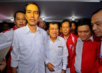  Tim Advokasi Jokowi-JK Laporkan Obor Rakyat Ke Bawaslu