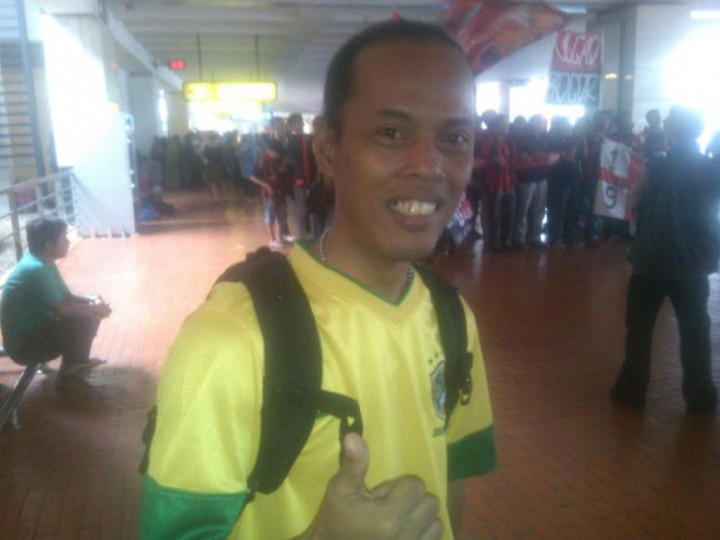 Tiba di Bandara, Cannavaro Paling Semringah   