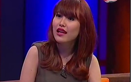 Ayu Ting Ting Doakan Pernikahan Raffi Ahmad