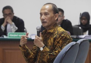 Budi Mulya Sesalkan Kesaksian Boediono 