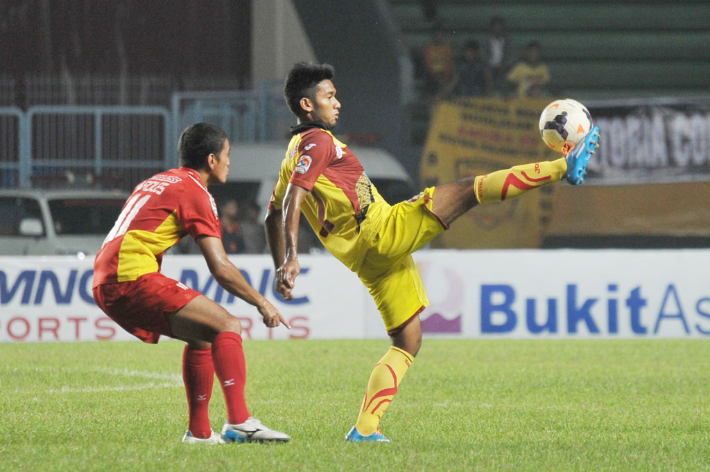 Semen Padang Tahan Imbang Sriwijaya FC
