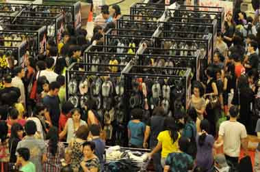 Konsumen Indonesia Tersibuk di Dunia