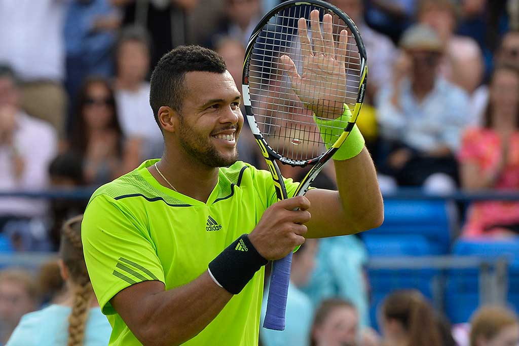 Tsonga Melaju ke Putaran Ketiga Queen's Club Championships