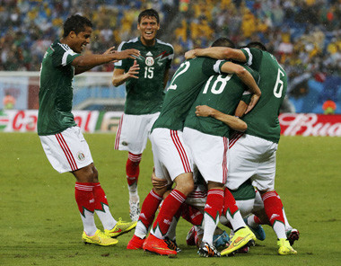 Gol Tunggal Peralta Antar Meksiko Kalahkan Kamerun