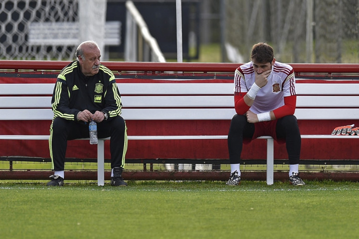 Maradona: Mourinho Benar Tentang Casillas!