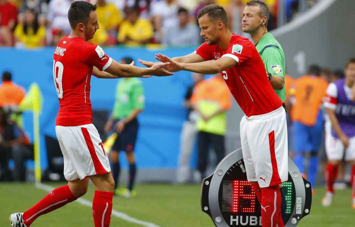 Swiss Tekuk Ekuador 2-1