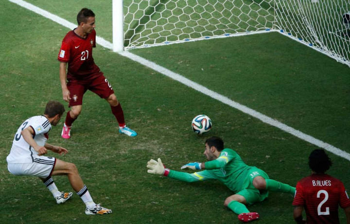Jerman 4-0 Portugal, Muller Cetak Hattrick Pertama di Brasil