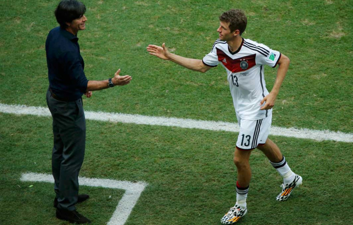 Ukir Hattrick, Pelatih Jerman Puji Muller 