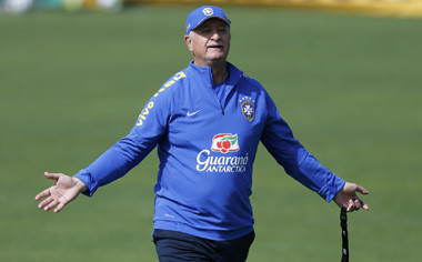 Scolari Optimistis Portugal Masih Bisa Melaju ke 16 Besar