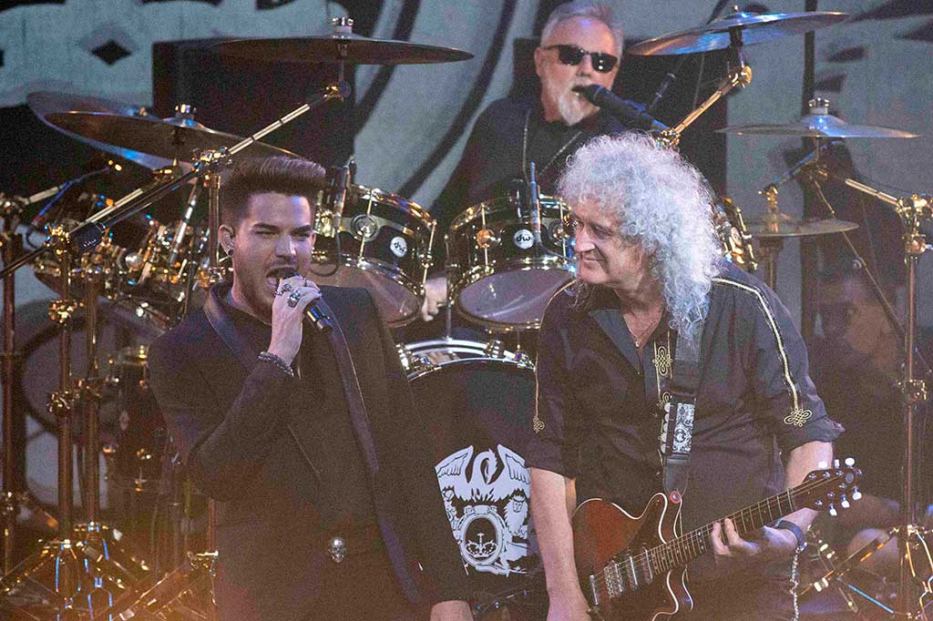 Adam Lambert Konser Bareng Personel Queen 