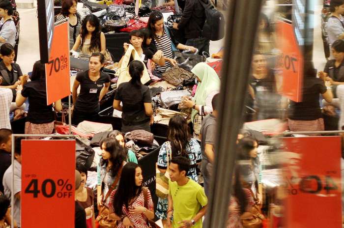 Wow! Belanja di Jakarta Great Sale Dapat Mobil Gratis