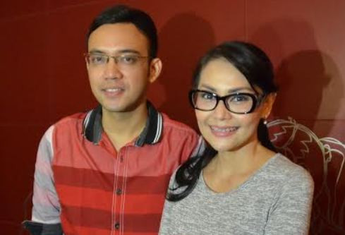 Tessa Kaunang Ingin Sandy Serius Pelajari Islam