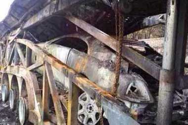 Rolls-Royce Wraith Terbakar Bersama Mobil Eksotis Lain di China