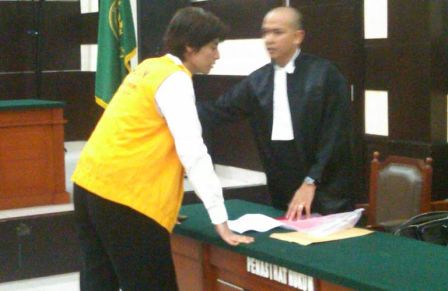 Roger Danuarta Bacakan Pledoi 'Rintihan Hati' 