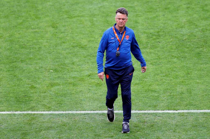 Menang Susah Payah, Van Gaal Sebut Belanda Ceroboh
