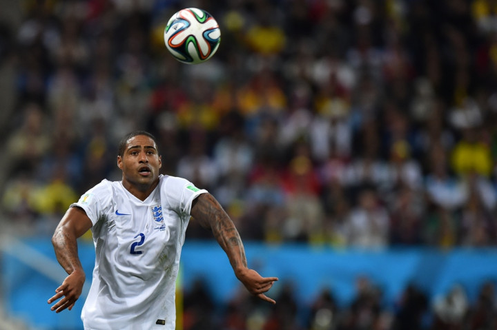 Alan Shearer Salahkan Glen Johnson