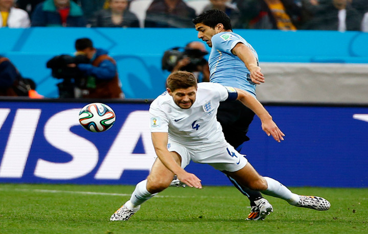 Suarez: Saya tidak Suka Gerrard Tersakiti