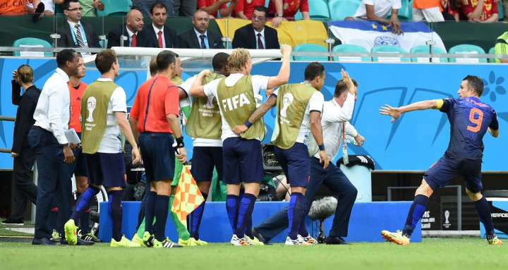 Mantan Pemain Timnas Belanda Kritik Van Gaal