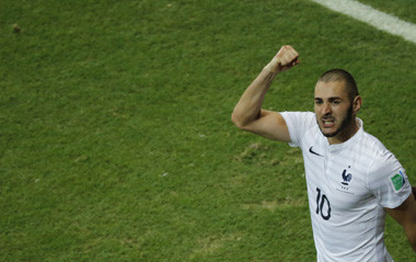 Deschamps Puji Performa Benzema