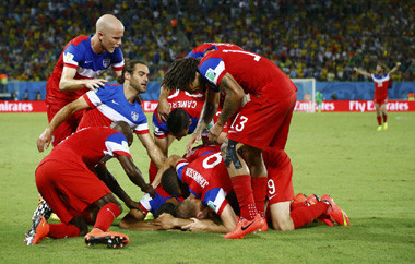 Sam's Army Optimistis Bisa Hentikan Ronaldo