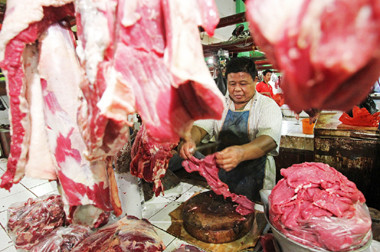 Jelang Ramadhan, Harga Daging Sapi di Manado Stabil