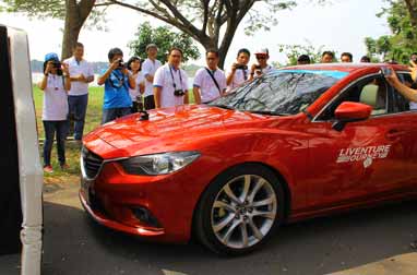 Liventure Journey Hari Kedua, Bermain Dengan Fitur Canggih