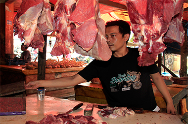 Harga Daging Sapi di Surabaya Tembus Rp95 Ribu per Kg
