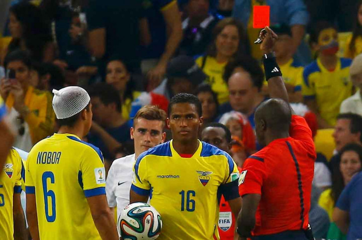 Antonio Valencia Kartu Merah, Ekuador Tersingkir