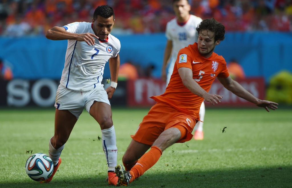 Alexis Sanchez dipastikan ke Liverpool? (foto:AFP/Christophe Simon)