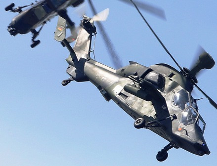 TNI Perkenalkan 'Macan' dalam HUT ke-69   