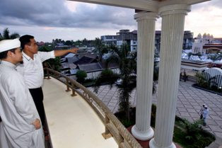 Memuliakan Anak Yatim Lewat Sebuah Istana 