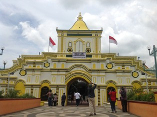 ​Masjid Panembahan Somala, Ikon Budaya Madura