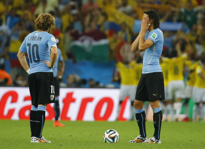 Cavani Akui Uruguay Tak Bertaji Tanpa Suarez