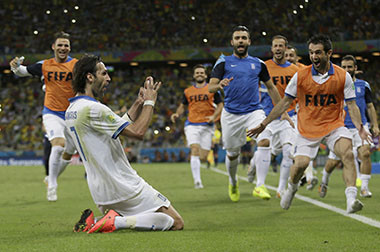 Kosta Rika dan Yunani Bertekad Ukir Sajarah 