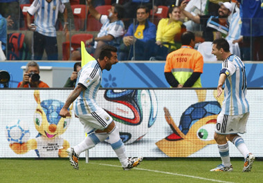 Lavezzi Gantikan Aguero Melawan Swiss