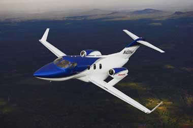 Pesawat Produksi HondaJet Rayakan Penerbangan Perdana