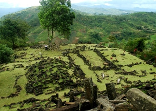 Situs Gunung Padang Jadi Cagar Budaya Nasional