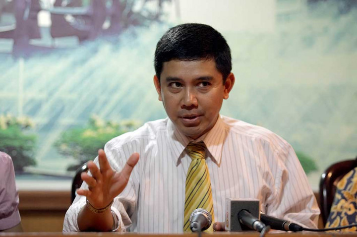 Bikin Puisi 'Salam 5 Jari', Politisi Hanura Kutip 'Bocor. Bocor..'