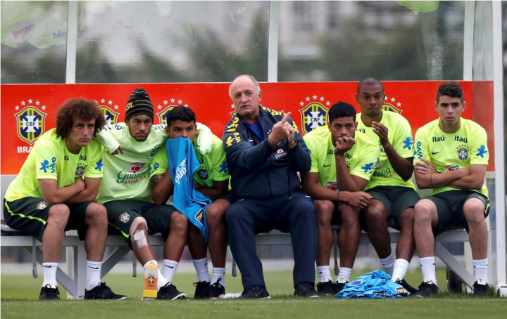 Scolari Evaluasi Kelemahan Brasil 