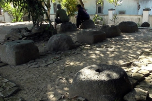 Umpak Songo, Simbol Kerukunan Islam-Hindu