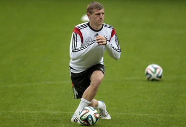 Kroos Optimistis Jerman Bisa Kalahkan Prancis