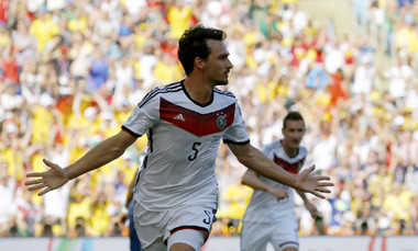 Hummels Bawa Jerman Ungguli Prancis di Babak Pertama