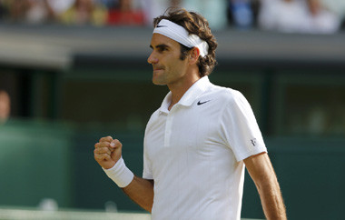 Federer akan Hadapi Djokovic di Final Wimbledon