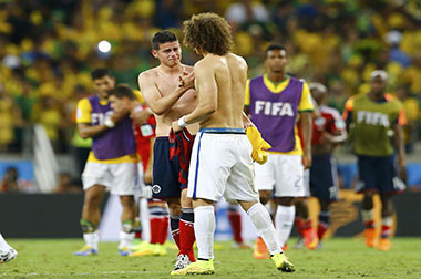 Rodriguez Sedih Bercampur Bangga