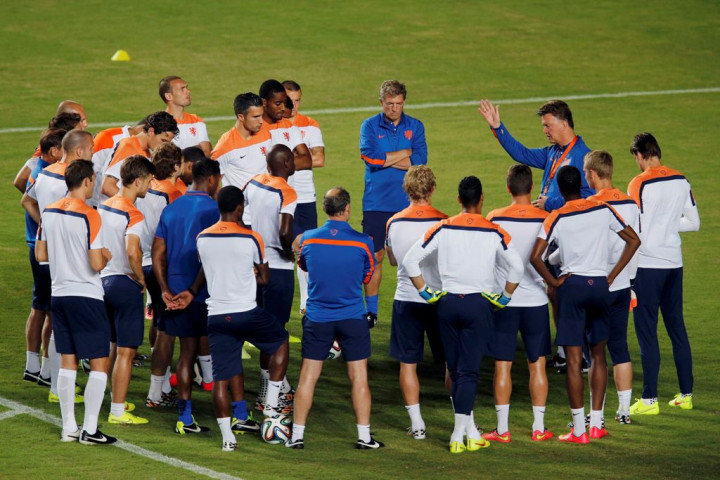 Kalah Menang Belanda Tetap Kompak! 