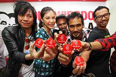 Abdee 'Slank': Konser 'Salam Dua Jari' Satukan Perbedaan! 