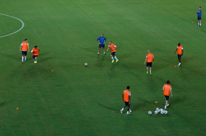 Susunan Pemain Belanda vs Kosta Rika  