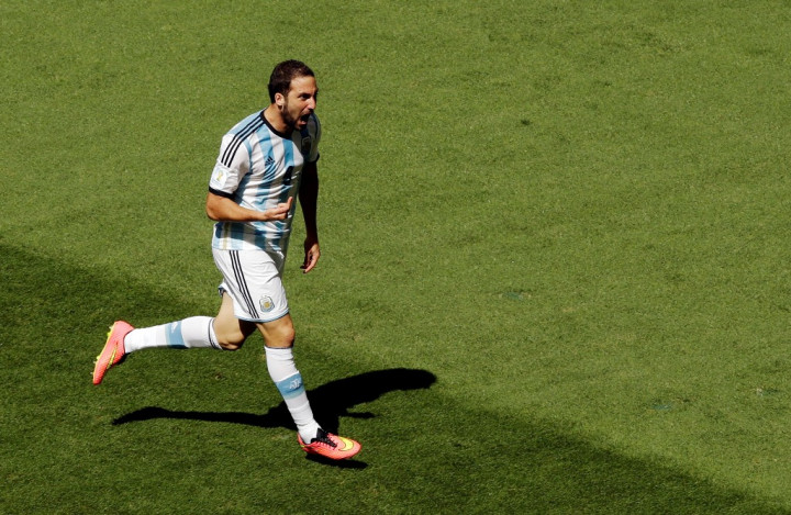  Higuain: Argentina Inginkan Final Piala Dunia