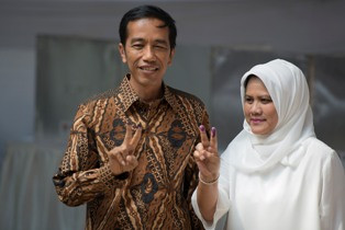 Jokowi-JK Unggul di Desa   