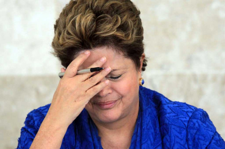 Dilma: Bersihkan Debu dari Dirimu, Brasil!
